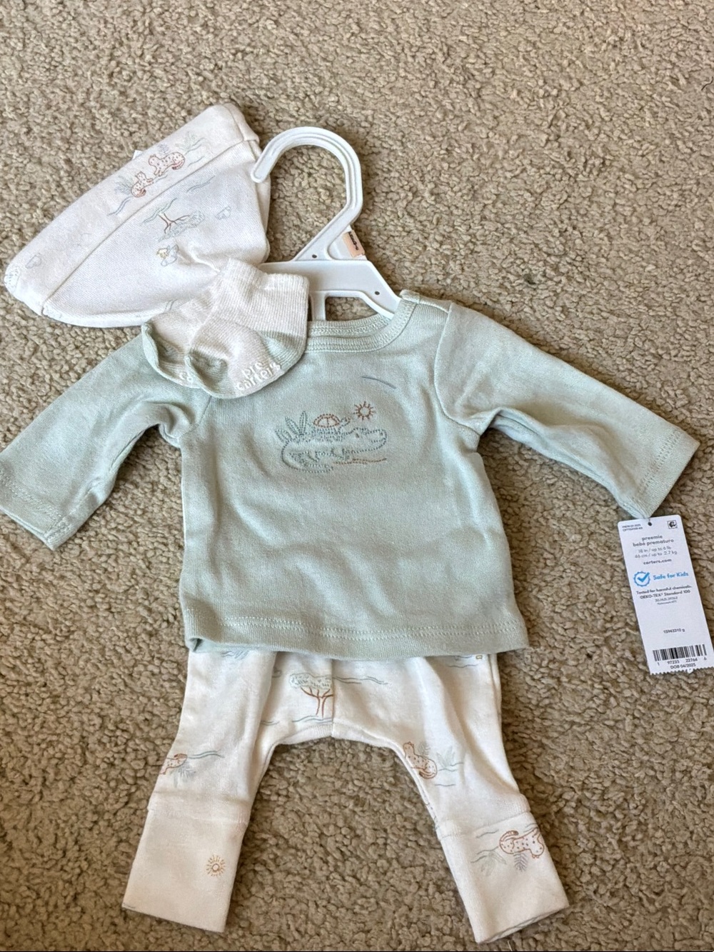 Baby 4-Piece Outfit Set in Mint and Cream - Picture 8 of 8